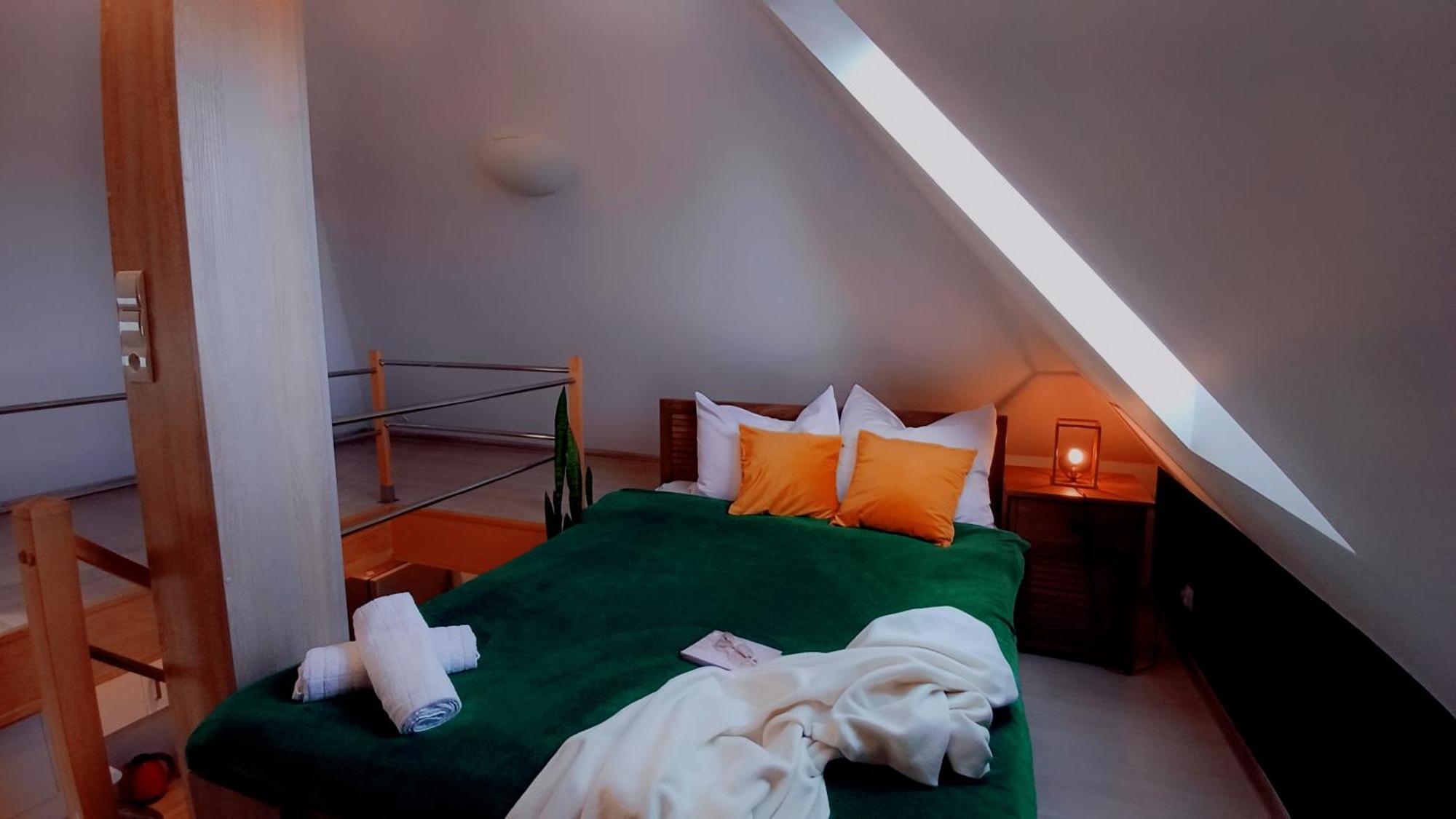 Apartament Pod 12 B Bielsko-Biała Ngoại thất bức ảnh